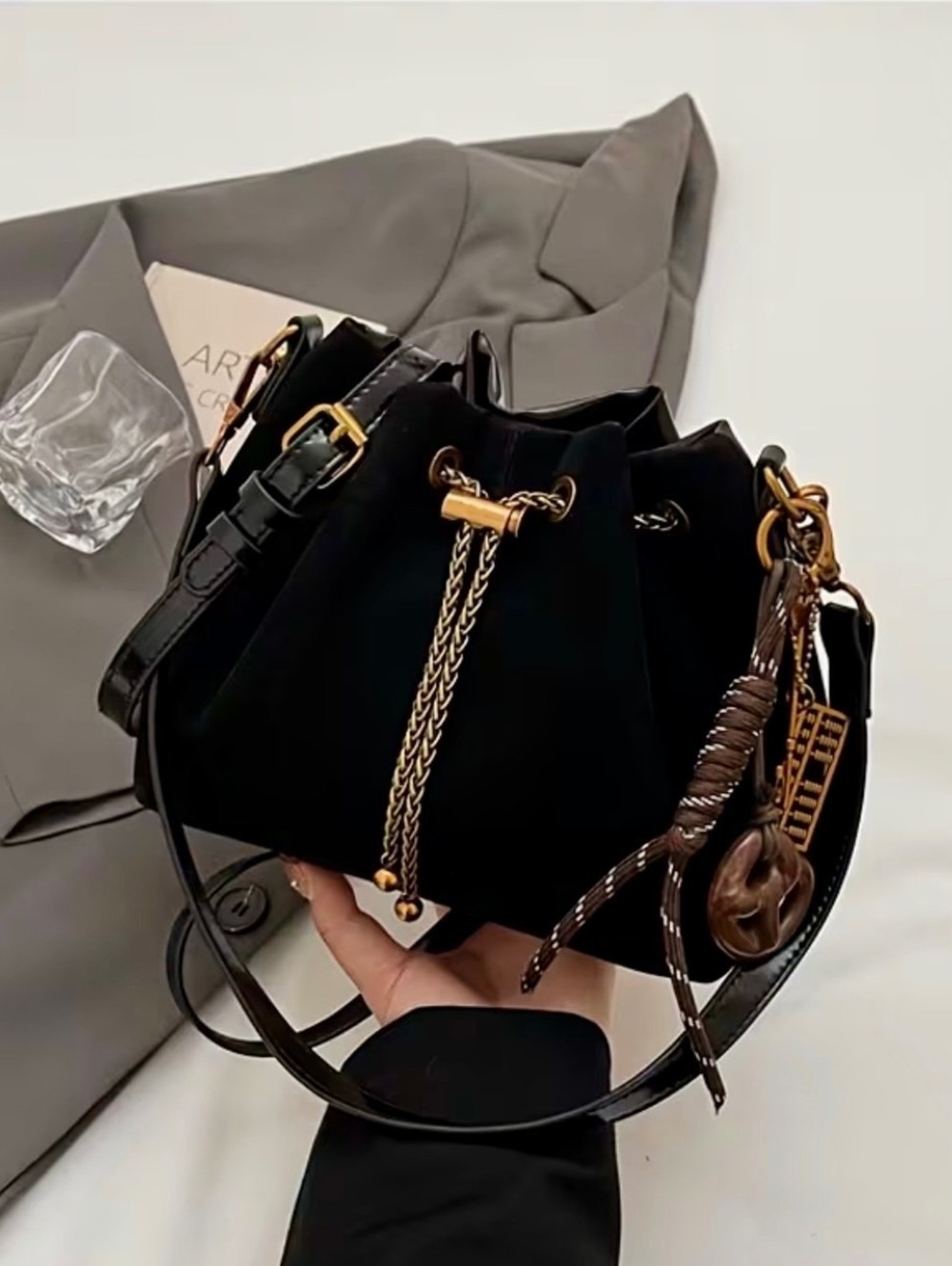 New -Beautiful -Retro Style -Black Corduroy Drawstring Bucket Bag